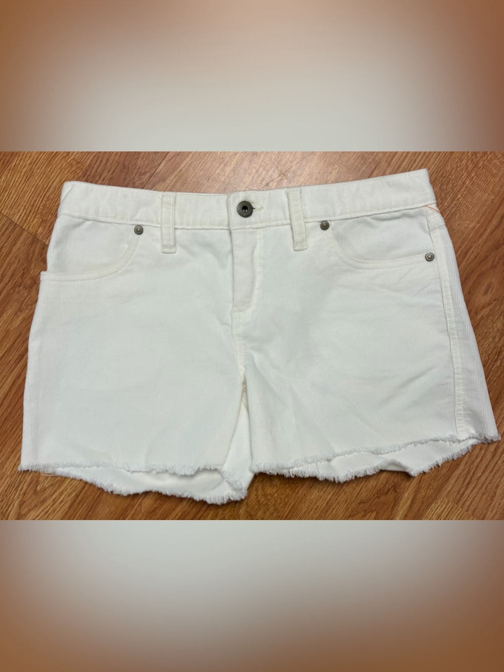 Carve Designs White Corduroy Raw Hem Shorts Size 2